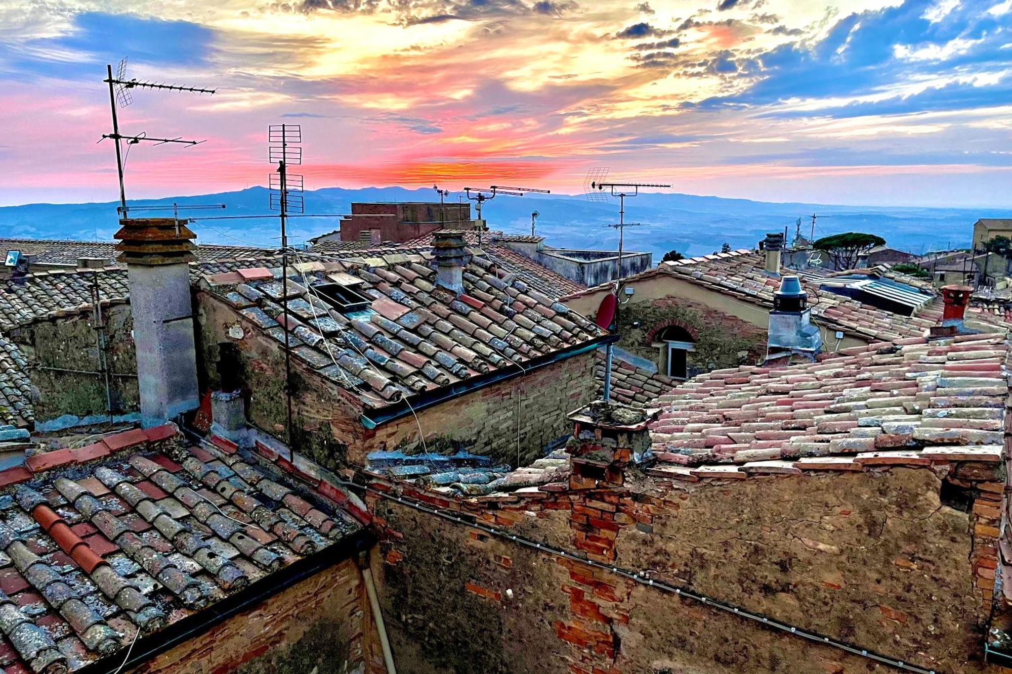 The Walkable Volterra Rooftop Suite מראה חיצוני תמונה
